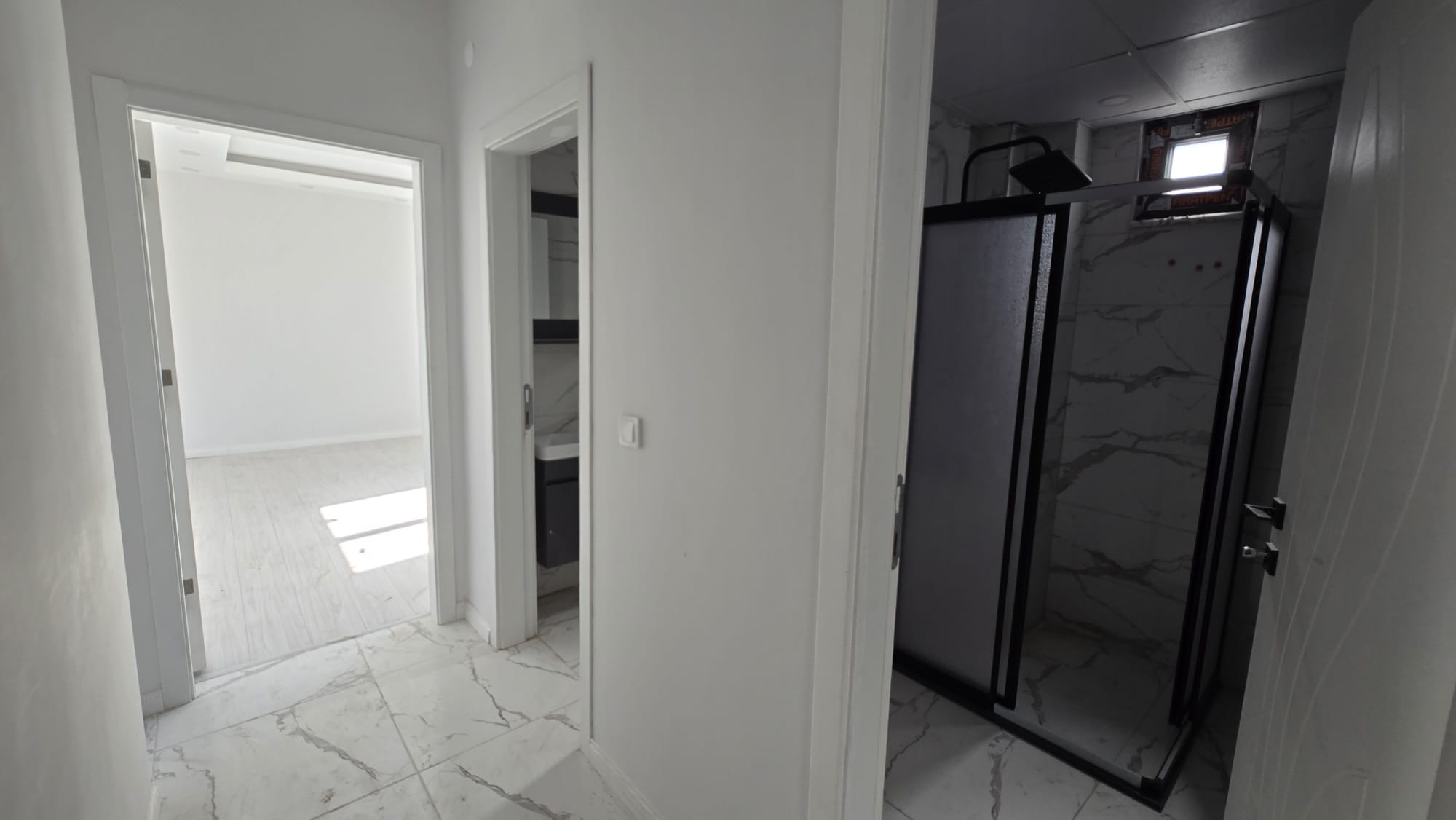 MABEL'DEN ŞEHİR MERKEZİNDE, MÜKEMMEL KONUMDA SATILIK 2+0 DAİRE